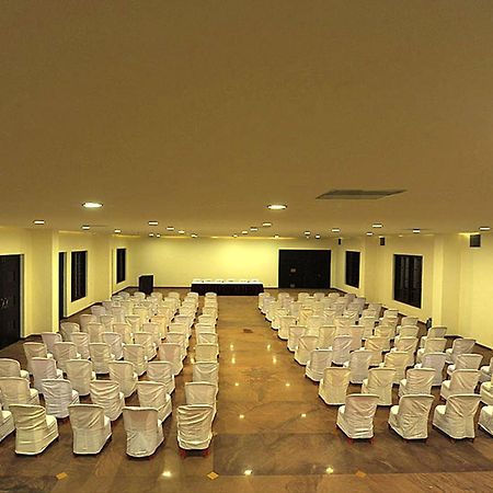 Amritara Ambatty Greens Resort Virajpet Extérieur photo