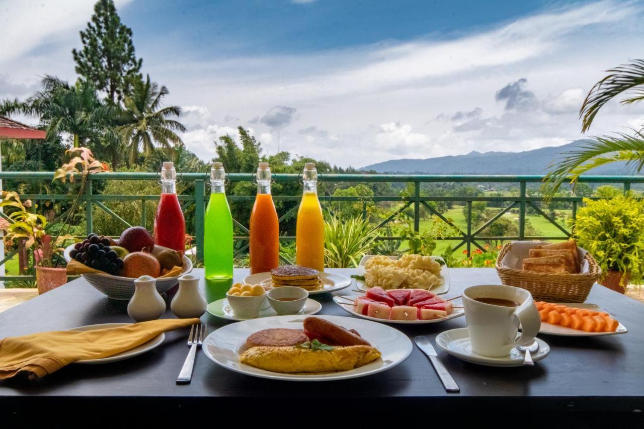 Amritara Ambatty Greens Resort Virajpet Extérieur photo