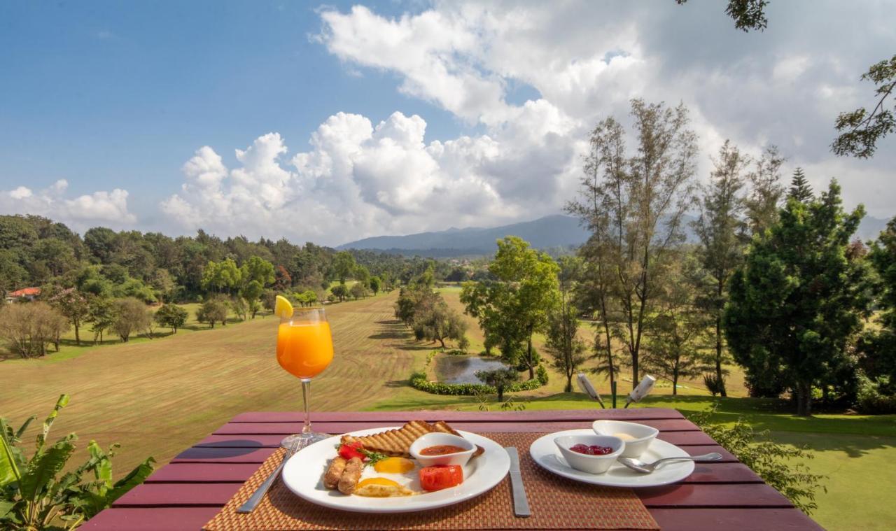Amritara Ambatty Greens Resort Virajpet Extérieur photo