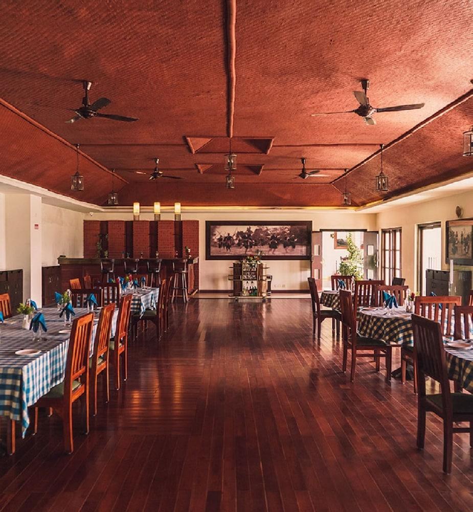 Amritara Ambatty Greens Resort Virajpet Extérieur photo