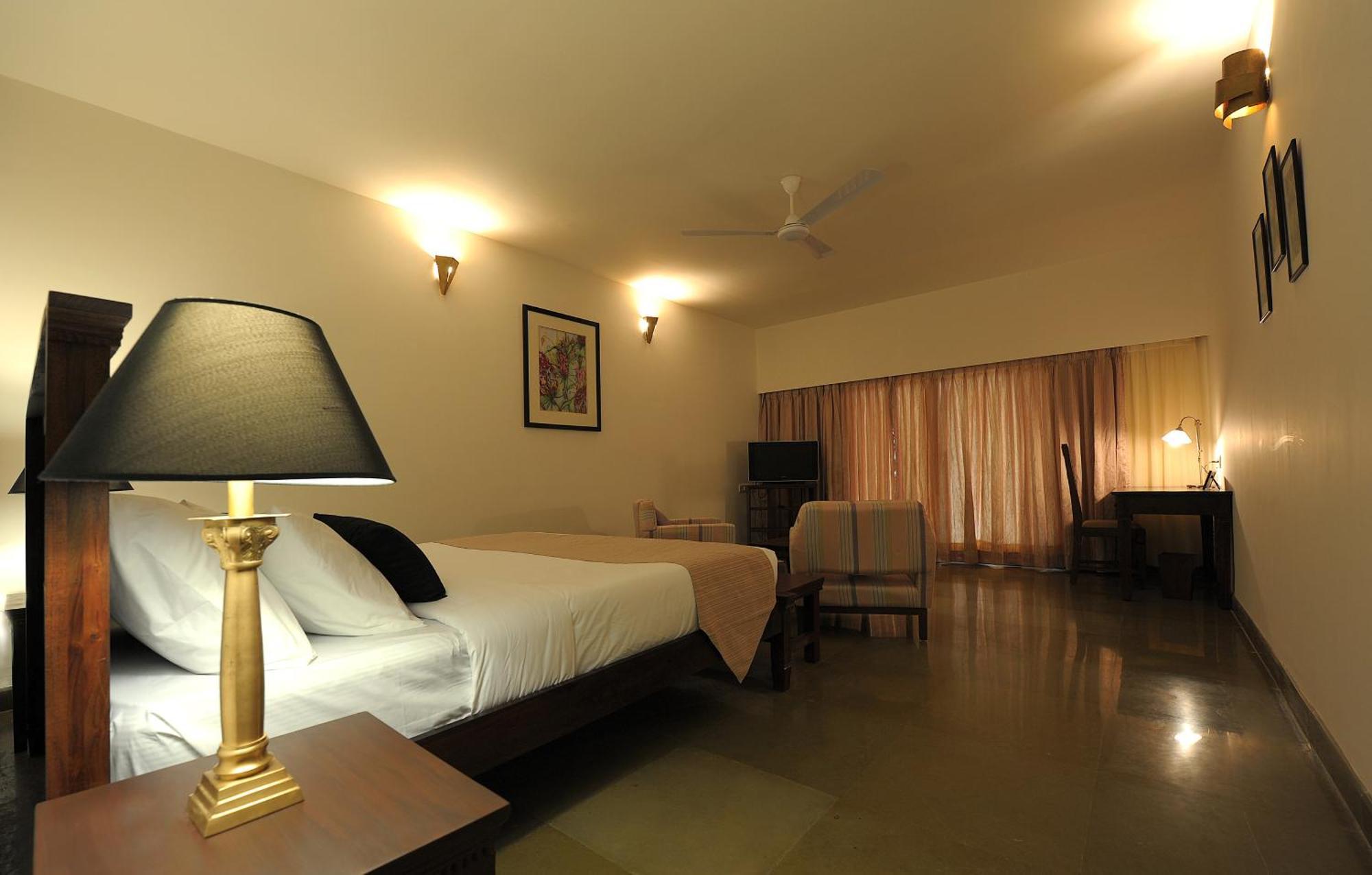 Amritara Ambatty Greens Resort Virajpet Extérieur photo