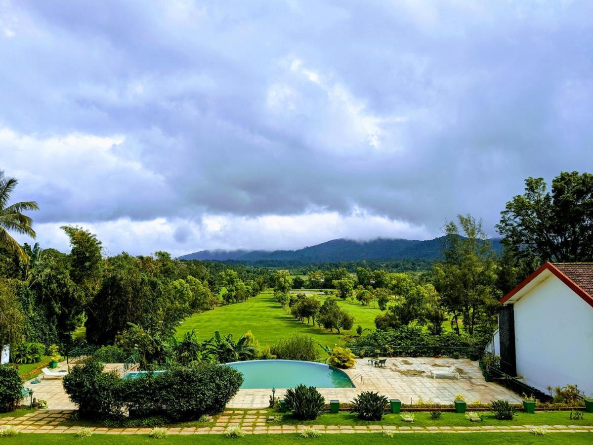 Amritara Ambatty Greens Resort Virajpet Extérieur photo