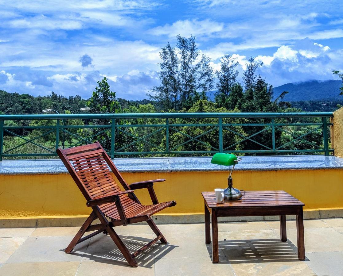 Amritara Ambatty Greens Resort Virajpet Extérieur photo